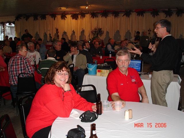 President Lowell Dowler addresses meeting attendees.