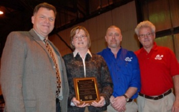 Laurie Johns Receives Award